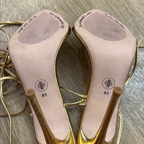 FEMME LA Los Angeles Luce Minimale Gold Strappy High Heels Size 41 - Picture 10 of 11